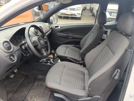 VOLKSWAGEN Saveiro 1.6 16V G6 CROSS CABINE ESTENDIDA FLEX, Foto 6