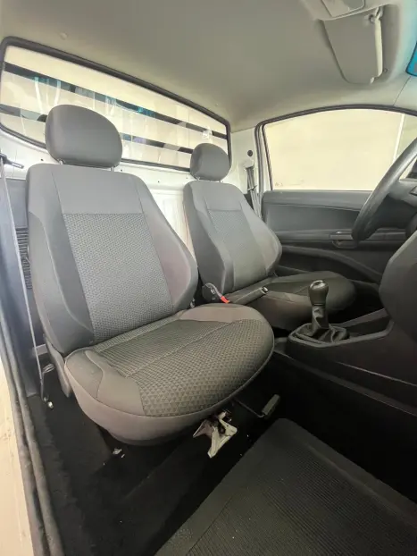 VOLKSWAGEN Saveiro 1.6 16V FLEX MSI ROBUST CABINE SIMPLES, Foto 17