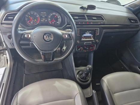 VOLKSWAGEN Saveiro 1.6 G7 CABINE DUPLA CROSS FLEX, Foto 4