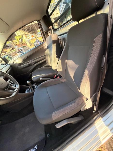 VOLKSWAGEN Saveiro 1.6 16V FLEX MSI ROBUST CABINE SIMPLES, Foto 8