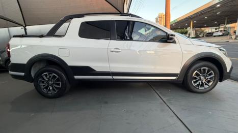 VOLKSWAGEN Saveiro 1.6 G7 CABINE DUPLA CROSS FLEX, Foto 4