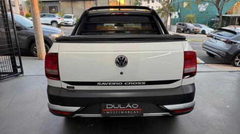 VOLKSWAGEN Saveiro 1.6 G7 CABINE DUPLA CROSS FLEX, Foto 6