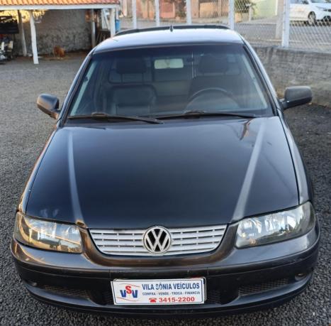 VOLKSWAGEN Saveiro 1.8 G3, Foto 2