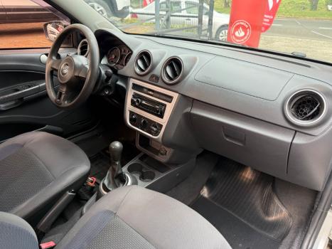 VOLKSWAGEN Saveiro 1.6 G7 CABINE SIMPLES ROBUST FLEX, Foto 6