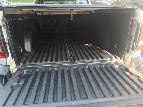 VOLKSWAGEN Saveiro 1.6 G7 CABINE SIMPLES ROBUST FLEX, Foto 4