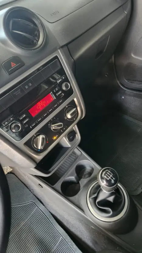 VOLKSWAGEN Saveiro 1.6 G5 TREND FLEX, Foto 11