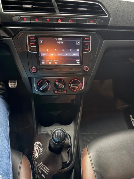 VOLKSWAGEN Saveiro 1.6 G7 CABINE DUPLA CROSS FLEX, Foto 11