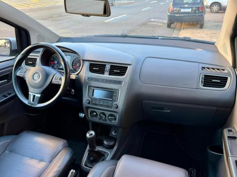 VOLKSWAGEN Space Cross 1.6 4P FLEX, Foto 12