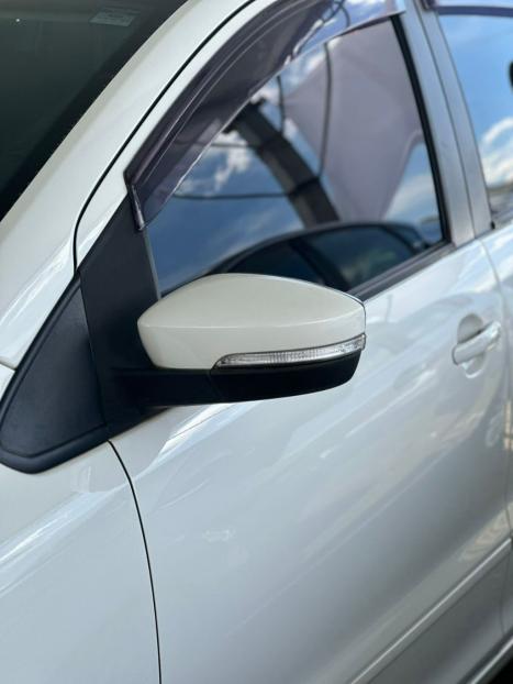 VOLKSWAGEN Space Fox 1.6 4P FLEX SPORTLINE, Foto 3