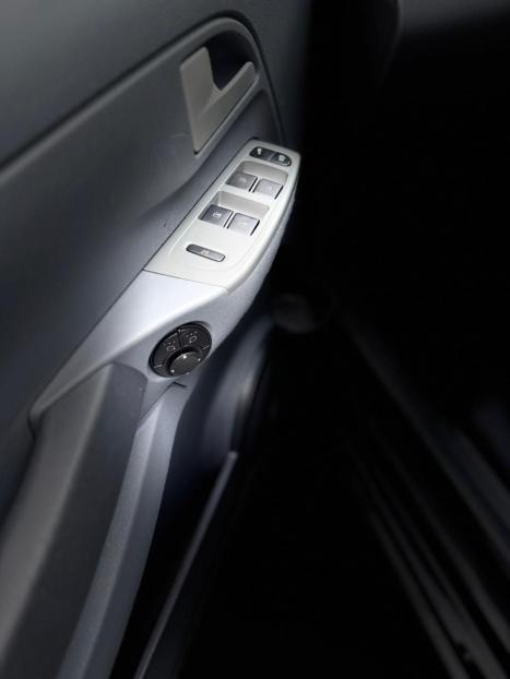 VOLKSWAGEN Space Fox 1.6 4P FLEX SPORTLINE, Foto 4