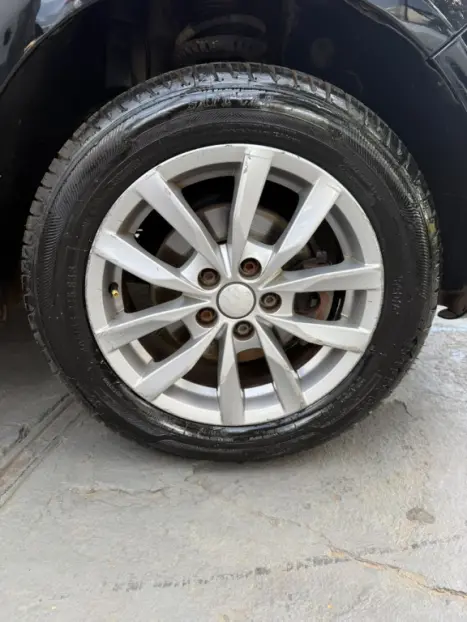 VOLKSWAGEN Space Fox 1.6 4P FLEX HIGHLINE, Foto 15