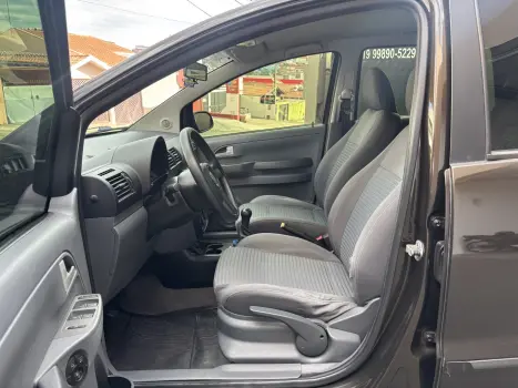 VOLKSWAGEN Space Fox 1.6 4P FLEX COMFORTLINE, Foto 11