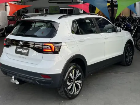 VOLKSWAGEN T-Cross 1.0 4P 200 TSI FLEX AUTOMÁTICO, Foto 2 VOLKSWAGEN T-Cross 1.0 4P 200 TSI FLEX AUTOMÁTICO, Foto 2