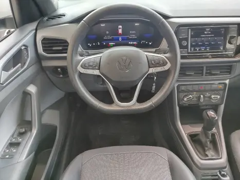 VOLKSWAGEN T-Cross 1.0 4P 200 TSI FLEX, Foto 7 VOLKSWAGEN T-Cross 1.0 4P 200 TSI FLEX, Foto 7