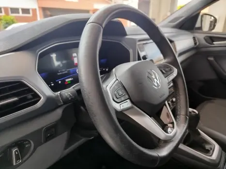 VOLKSWAGEN T-Cross 1.0 4P 200 TSI FLEX, Foto 8 VOLKSWAGEN T-Cross 1.0 4P 200 TSI FLEX, Foto 8