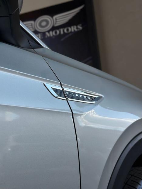 VOLKSWAGEN T-Cross 1.0 4P 200 TSI FLEX SENSE AUTOMTICO, Foto 6