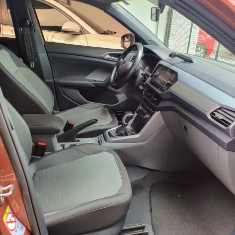 VOLKSWAGEN T-Cross 1.0 4P 200 TSI FLEX COMFORTLINE AUTOMÁTICO, Foto 8 VOLKSWAGEN T-Cross 1.0 4P 200 TSI FLEX COMFORTLINE AUTOMÁTICO, Foto 8