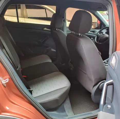 VOLKSWAGEN T-Cross 1.0 4P 200 TSI FLEX COMFORTLINE AUTOMÁTICO, Foto 9 VOLKSWAGEN T-Cross 1.0 4P 200 TSI FLEX COMFORTLINE AUTOMÁTICO, Foto 9