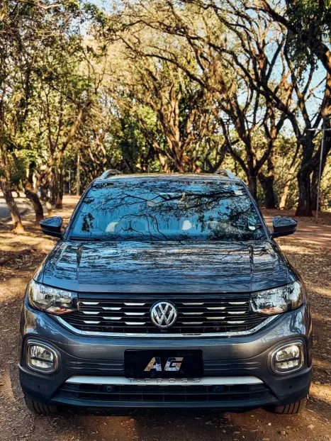 VOLKSWAGEN T-Cross 1.4 4P 250 TSI FLEX HIGHLINE AUTOMTICO, Foto 2