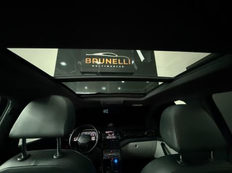 VOLKSWAGEN T-Cross 1.4 4P 250 TSI FLEX HIGHLINE AUTOM�TICO, Foto 10