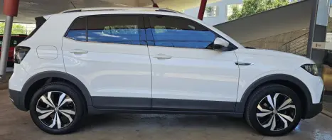 VOLKSWAGEN T-Cross 1.4 4P 250 TSI FLEX HIGHLINE AUTOMÁTICO, Foto 8 VOLKSWAGEN T-Cross 1.4 4P 250 TSI FLEX HIGHLINE AUTOMÁTICO, Foto 8