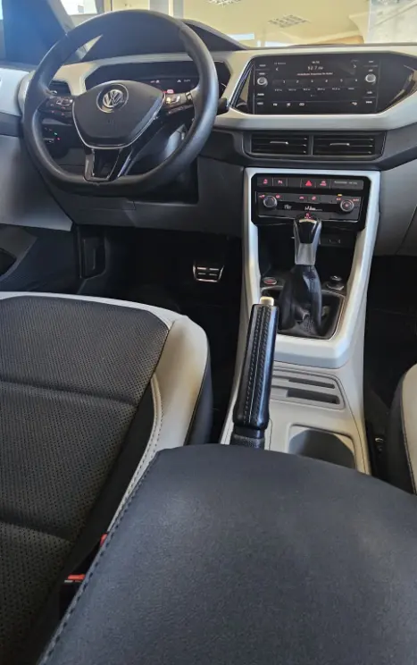 VOLKSWAGEN T-Cross 1.4 4P 250 TSI FLEX HIGHLINE AUTOMÁTICO, Foto 13 VOLKSWAGEN T-Cross 1.4 4P 250 TSI FLEX HIGHLINE AUTOMÁTICO, Foto 13