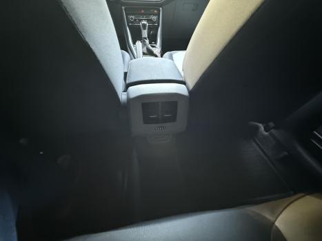 VOLKSWAGEN T-Cross 1.0 4P 200 TSI FLEX COMFORTLINE AUTOM�TICO, Foto 8