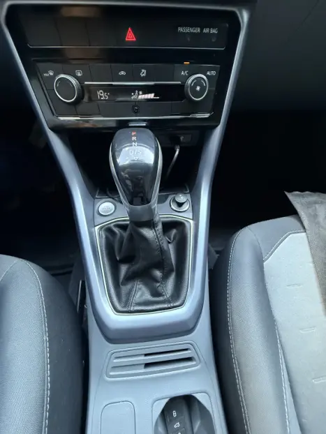 VOLKSWAGEN T-Cross 1.0 4P 200 TSI FLEX COMFORTLINE AUTOM�TICO, Foto 13