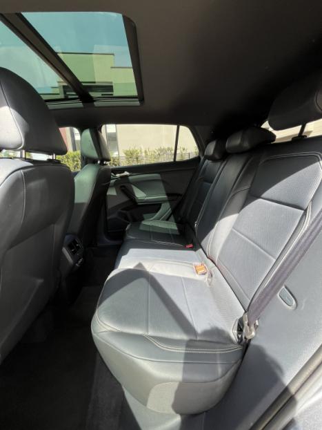 VOLKSWAGEN T-Cross 1.0 4P 200 TSI FLEX COMFORTLINE AUTOMÁTICO, Foto 8 VOLKSWAGEN T-Cross 1.0 4P 200 TSI FLEX COMFORTLINE AUTOMÁTICO, Foto 8