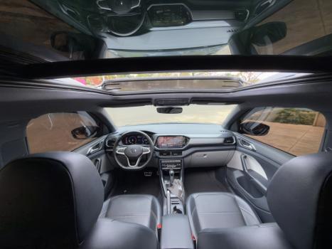 VOLKSWAGEN T-Cross 1.4 4P 250 TSI FLEX HIGHLINE AUTOMÁTICO, Foto 10 VOLKSWAGEN T-Cross 1.4 4P 250 TSI FLEX HIGHLINE AUTOMÁTICO, Foto 10