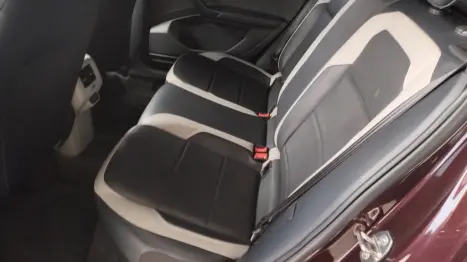 VOLKSWAGEN T-Cross 1.4 4P 250 TSI FLEX HIGHLINE AUTOMTICO, Foto 16