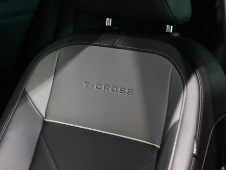 VOLKSWAGEN T-Cross 1.0 4P 200 TSI FLEX COMFORTLINE AUTOM�TICO, Foto 14