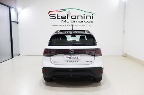 VOLKSWAGEN T-Cross 1.4 4P 250 TSI FLEX HIGHLINE AUTOM�TICO, Foto 13