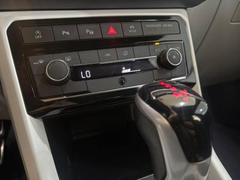 VOLKSWAGEN T-Cross 1.4 4P 250 TSI FLEX HIGHLINE AUTOM�TICO, Foto 12