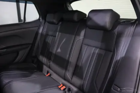 VOLKSWAGEN T-Cross 1.4 4P 250 TSI FLEX EXTREME HIGHLINE AUTOM�TICO, Foto 8