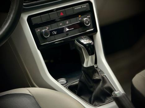 VOLKSWAGEN T-Cross 1.4 4P 250 TSI FLEX HIGHLINE AUTOM�TICO, Foto 11