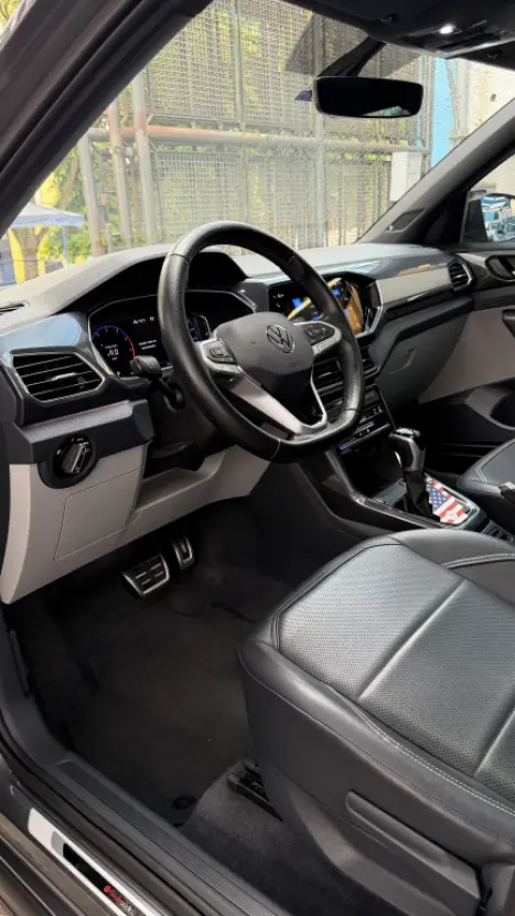 VOLKSWAGEN T-Cross 1.4 4P 250 TSI FLEX HIGHLINE AUTOM�TICO, Foto 5