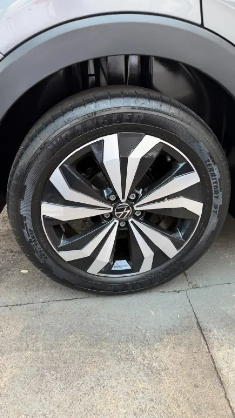 VOLKSWAGEN T-Cross 1.4 4P 250 TSI FLEX HIGHLINE AUTOM�TICO, Foto 16