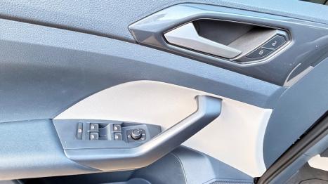 VOLKSWAGEN T-Cross 1.4 4P 250 TSI FLEX HIGHLINE AUTOM�TICO, Foto 17