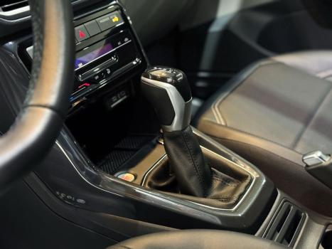 VOLKSWAGEN T-Cross 1.4 4P 250 TSI FLEX HIGHLINE AUTOM�TICO, Foto 17