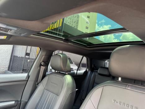 VOLKSWAGEN T-Cross 1.4 4P 250 TSI FLEX HIGHLINE AUTOM�TICO, Foto 10