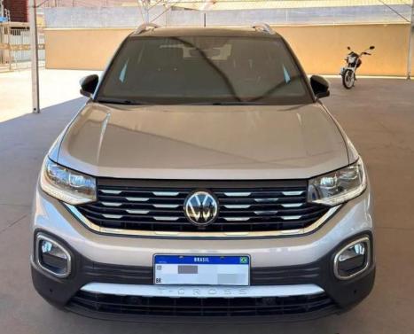 VOLKSWAGEN T-Cross 1.4 4P 250 TSI FLEX HIGHLINE AUTOM�TICO, Foto 3