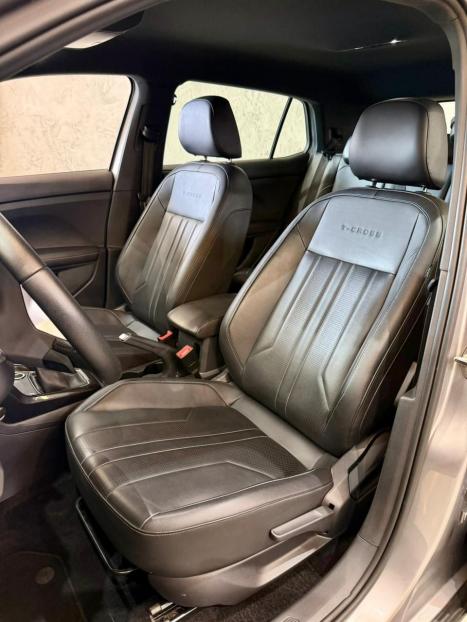 VOLKSWAGEN T-Cross 1.4 4P 250 TSI FLEX HIGHLINE AUTOM�TICO, Foto 10
