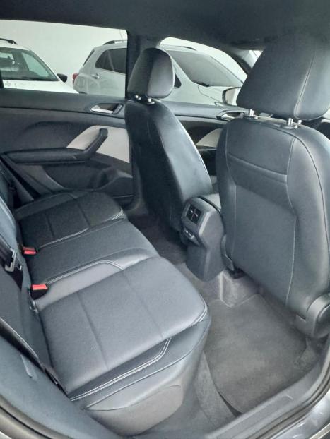 VOLKSWAGEN T-Cross 1.4 4P 250 TSI FLEX HIGHLINE AUTOM�TICO, Foto 10