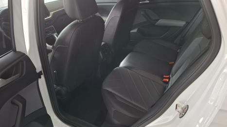 VOLKSWAGEN T-Cross 1.0 4P 200 TSI FLEX COMFORTLINE AUTOM�TICO, Foto 9