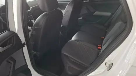 VOLKSWAGEN T-Cross 1.0 4P 200 TSI FLEX COMFORTLINE AUTOM�TICO, Foto 10