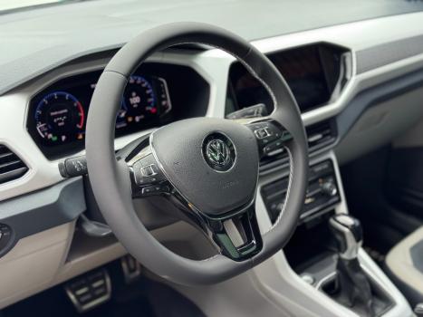 VOLKSWAGEN T-Cross 1.4 4P 250 TSI FLEX HIGHLINE AUTOM�TICO, Foto 7