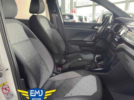 VOLKSWAGEN T-Cross 1.0 4P 200 TSI FLEX COMFORTLINE AUTOM�TICO, Foto 11