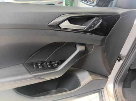 VOLKSWAGEN T-Cross 1.4 4P 250 TSI FLEX HIGHLINE AUTOM�TICO, Foto 7