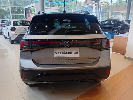 VOLKSWAGEN T-Cross 1.4 4P 250 TSI FLEX HIGHLINE AUTOM�TICO, Foto 10